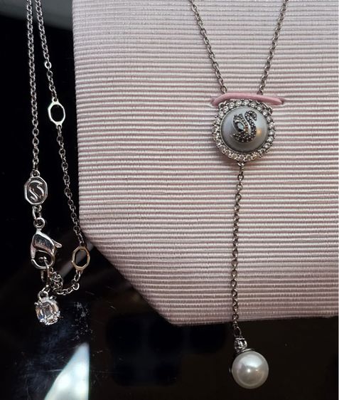 Swarovski  รูปที่ 2