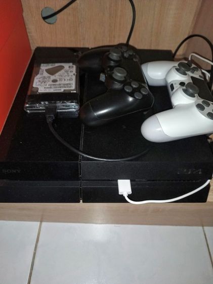 Sony เครื่องเกมส์โซนี่ เพลย์สเตชั่น PS4 (Playstation 4) เชื่อมต่อไร้สายได้ ขาย Ps4 Fat HDD500gbแปลงสายมืด