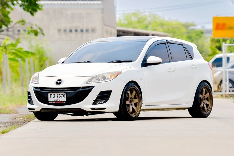 Mazda Mazda3 2012 1.6 V Sedan เบนซิน ไม่ติดแก๊ส เกียร์อัตโนมัติ ขาว รูปที่ 3