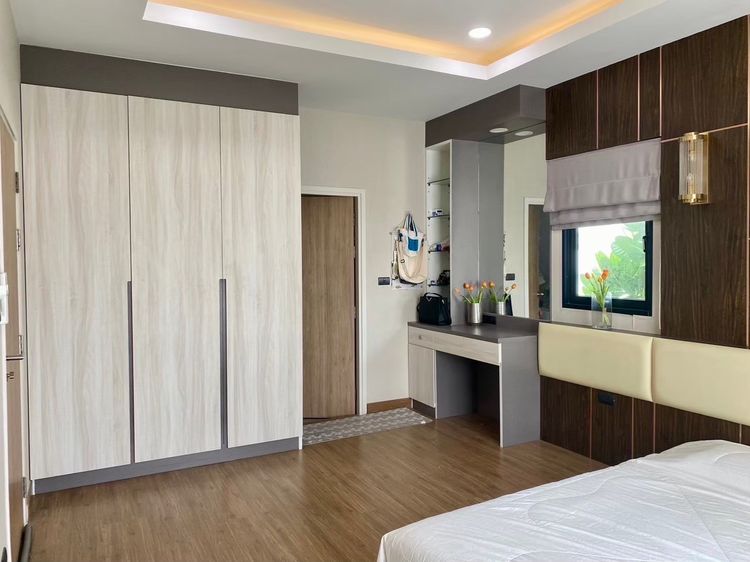 อื่นๆ ตกแต่งครบ ปล่อยเช่าบ้าน🏡 หมู่บ้าน มณีรินทร์ ไพรเวซี่ อ่างศิลา พื้นที่ 64  ตารางวา ถือกระเป๋าพร้อมเข้าอยู่ได้เลย  รูปที่ 2