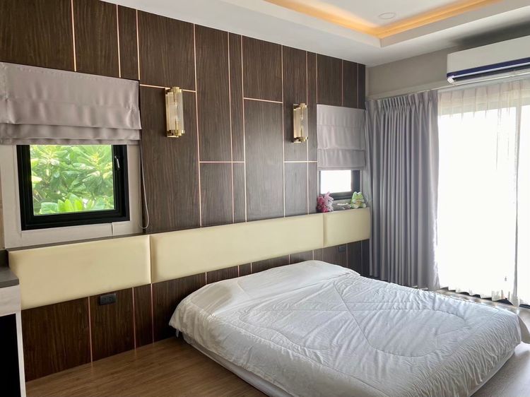 ปล่อยเช่าบ้าน🏡 หมู่บ้าน มณีรินทร์ ไพรเวซี่ อ่างศิลา พื้นที่ 64  ตารางวา ถือกระเป๋าพร้อมเข้าอยู่ได้เลย 