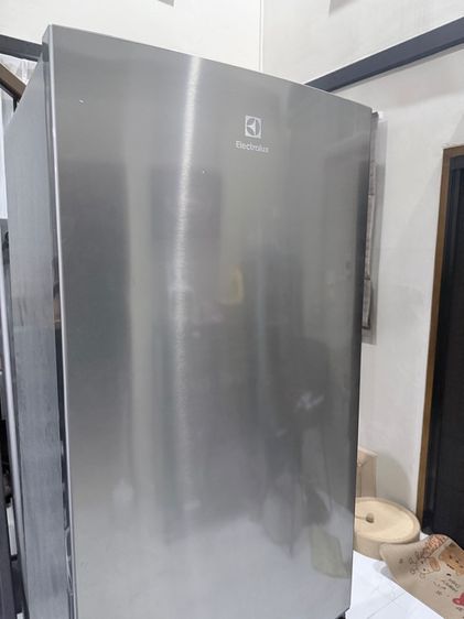ตู้เย็น 2 ประตู ขาย ตู้เย็น Electrolux มือ2 สภาพดีๆๆๆ