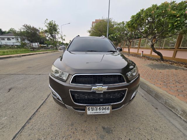 Chevrolet Captiva 2013 2.0 LTZ 2WD Van ดีเซล ไม่ติดแก๊ส เกียร์อัตโนมัติ น้ำตาล รูปที่ 4