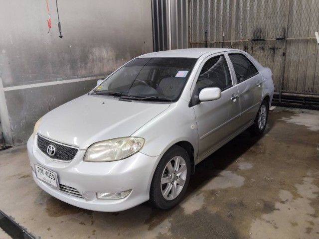 รถ Toyota Vios 1.5 S สี บรอนซ์เงิน