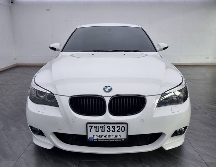 รถ BMW Series 5 520d สี ขาว