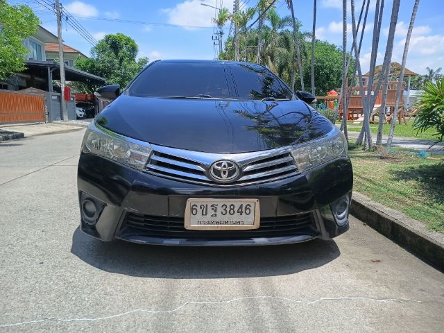 รถ Toyota Altis 1.6 CNG สี ดำ