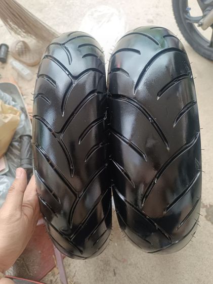 ยาง dunlop แท้ติดรถ yamaha x max วิ่งไม่ถึง 2,000 โล