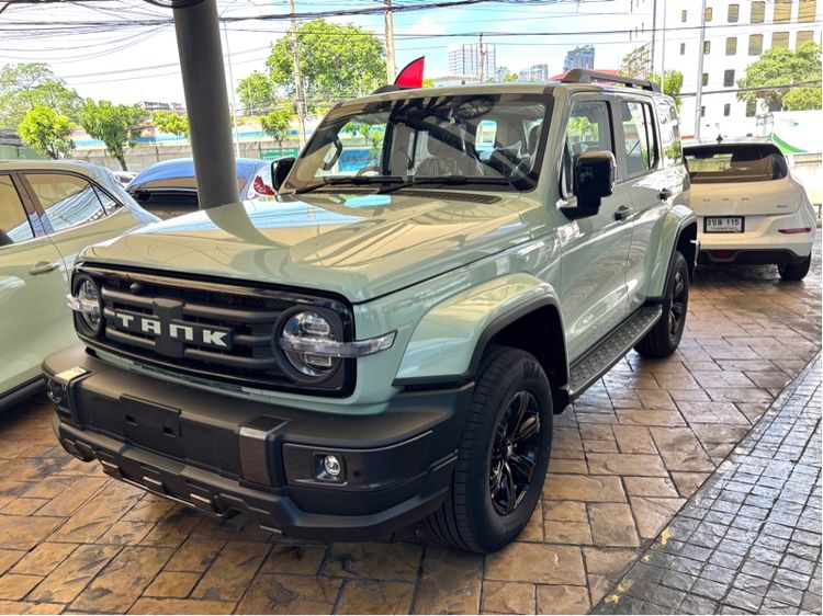 รถ GWM TANK 300 DIESEL 2.4T Ultra 4WD สี เขียว