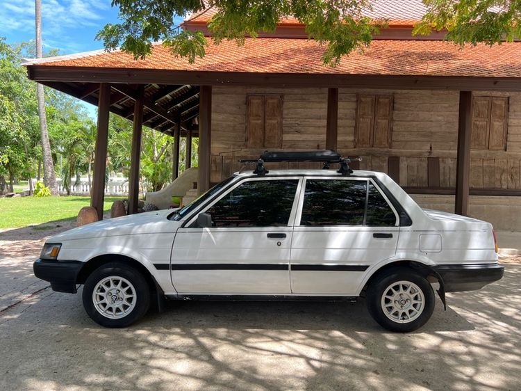 Toyota Corolla 1987 1.3 DXi Sedan เบนซิน ไม่ติดแก๊ส เกียร์ธรรมดา ขาว รูปที่ 2