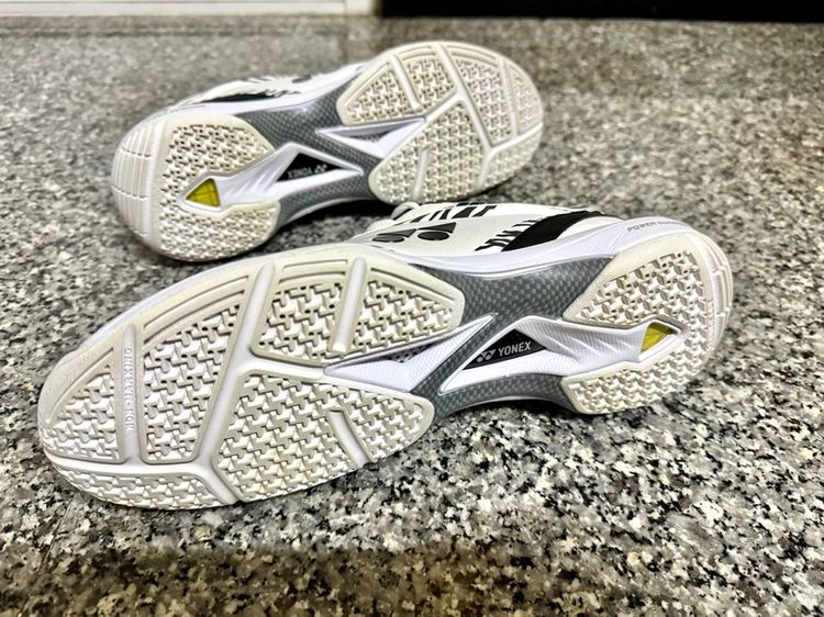 Yonex Power Cushion 65 White Tiger เบอร์40.5 รูปที่ 5