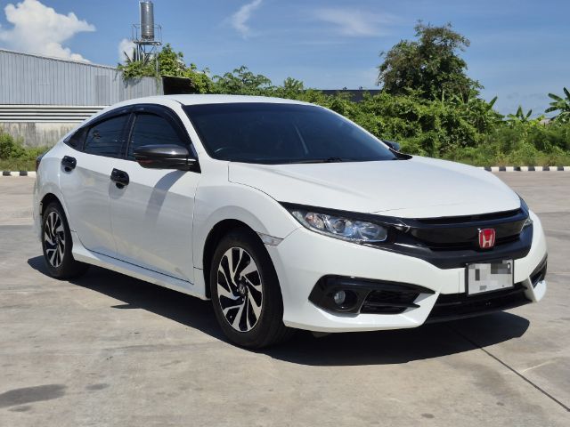 Honda Civic 2016 1.8 EL i-VTEC Sedan เบนซิน ไม่ติดแก๊ส เกียร์อัตโนมัติ ขาว รูปที่ 2