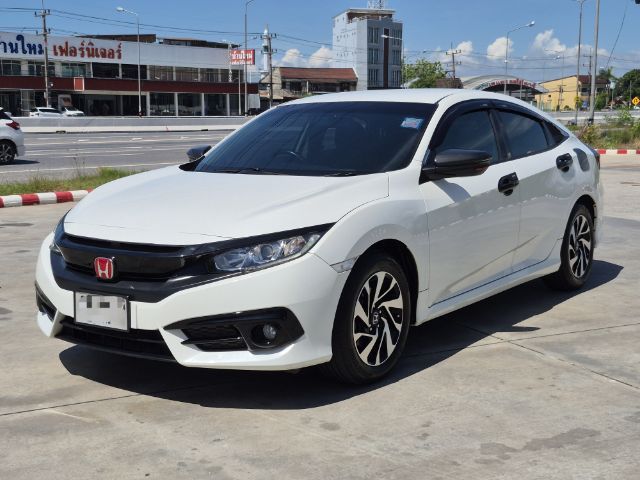 รถ Honda Civic 1.8 EL i-VTEC สี ขาว