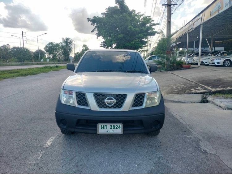 รถ Nissan Navara 2.5 E สี เทา