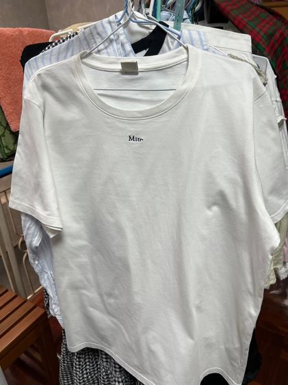 เสื้อยืด สีขาว Mitr แท้