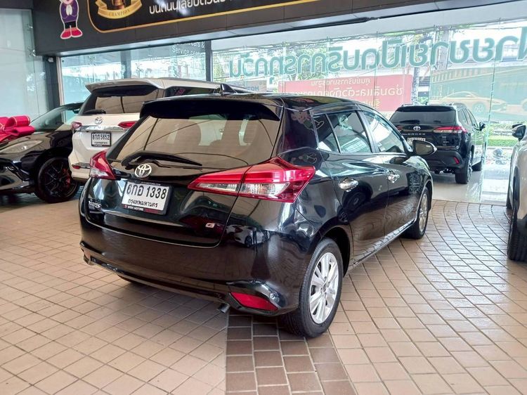 Toyota Yaris 2017 1.2 G Sedan เบนซิน ไม่ติดแก๊ส เกียร์อัตโนมัติ ดำ รูปที่ 2