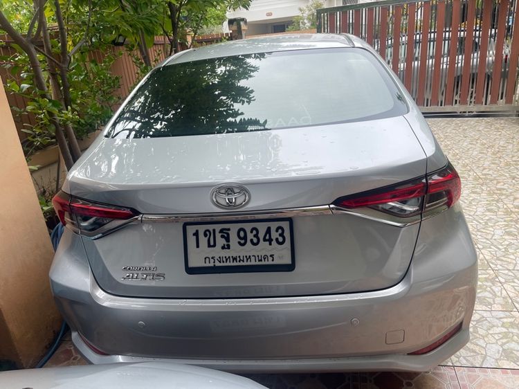 Toyota Corolla 2020 1.6 GLi Sedan เบนซิน ไม่ติดแก๊ส เกียร์อัตโนมัติ เทา รูปที่ 2