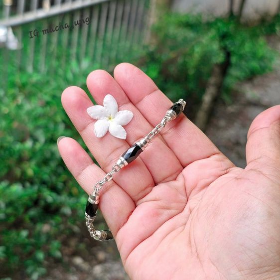 สร้อยข้อมือนิลแท้ ตัวเรือนเงินแท้ หุ้มแข็งแรง งานแม่ค้าสั่งโดยช่างทำทองค่ะ