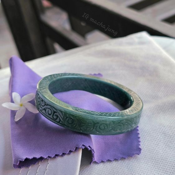 Highqualityjade กำไลหยก Oceanblue เนื้อโปร่งแสง แกะสลักลายเหรียญจีนเถาวัลย์เกี่ยวทรัพย์  รูปที่ 5