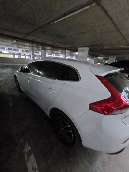 Volvo V40 2017 2.0 T4 เบนซิน ไม่ติดแก๊ส เกียร์อัตโนมัติ ขาว รูปที่ 4