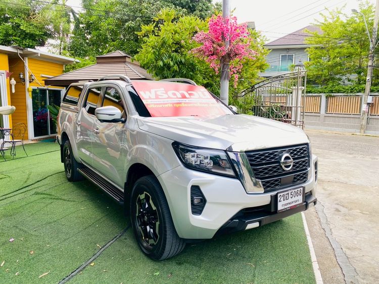 Nissan Navara 2022 2.3 VL 4WD Pickup ดีเซล ไม่ติดแก๊ส เกียร์อัตโนมัติ บรอนซ์เงิน รูปที่ 3