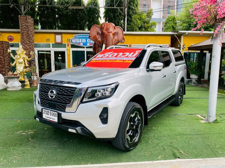 Nissan Navara 2022 2.3 VL 4WD Pickup ดีเซล ไม่ติดแก๊ส เกียร์อัตโนมัติ บรอนซ์เงิน รูปที่ 2