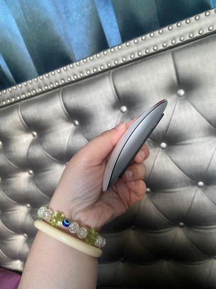 เมจิกเมาส์ Apple แท้   เมจิกเมาส์ ตัวรุ่นชาร์จแบตได้ไลท์นิ่ง ของใหม่ราคาอยู่ที่ 2290 บาท   มือสองเราขาย 1,050 บาท  รูปที่ 3