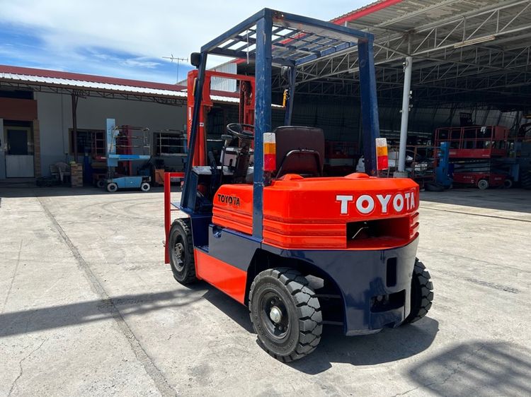 รถฟอร์คลิฟท์  TOYOTA รุ่น 5FD25  ยก 2.5 ตัน ยกสูง 3เมตร รถเก่านอกนำเข้า  รูปที่ 9