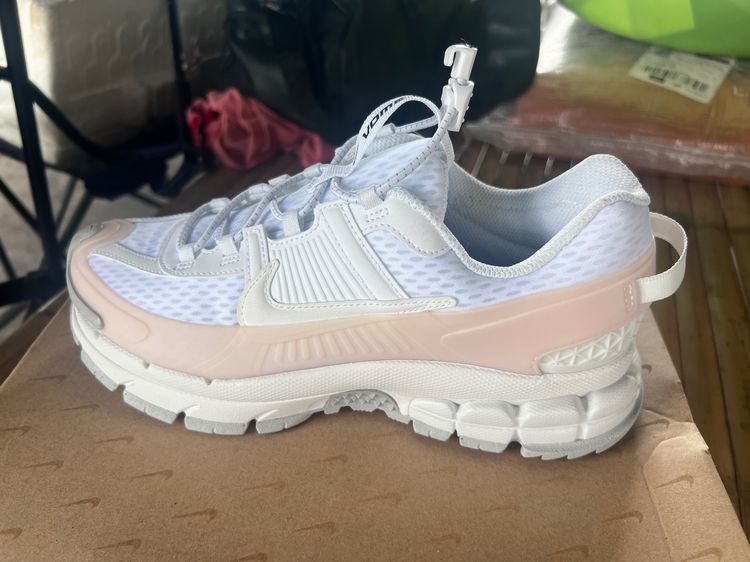 รองเท้า NIKE ZOOM VOMERO ROAM สภาพใหม่ รูปที่ 4