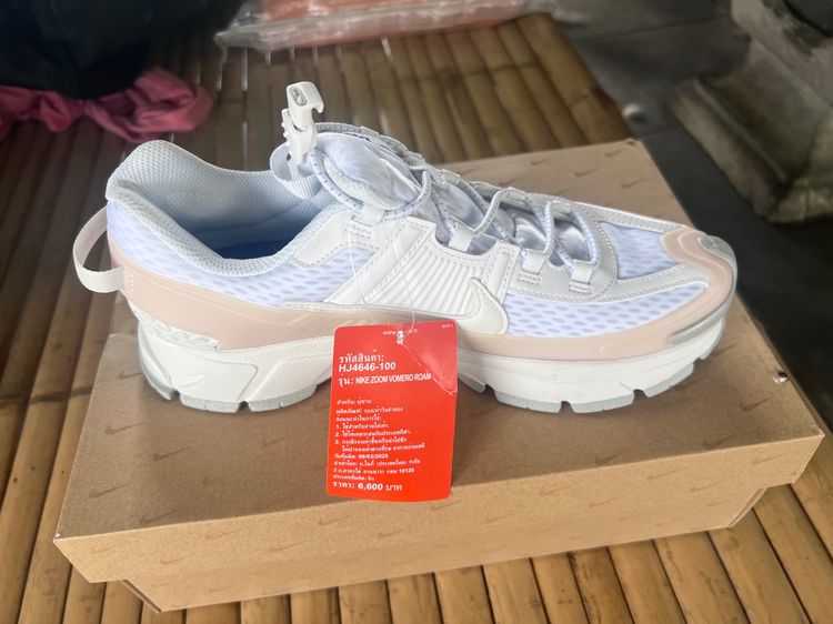 รองเท้า NIKE ZOOM VOMERO ROAM สภาพใหม่