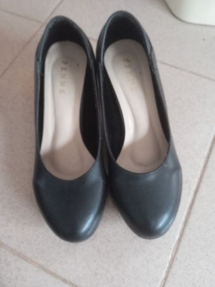 รองเท้า Size 36
