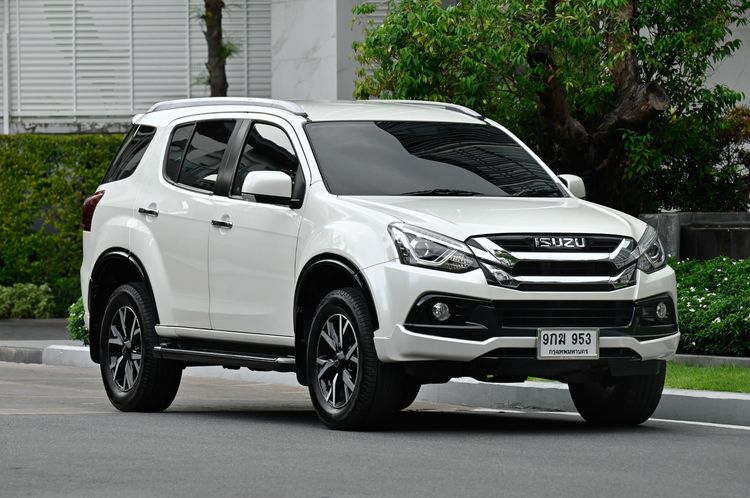 Isuzu MU-X 2019 3.0 The Onyx Utility-car ดีเซล ไม่ติดแก๊ส เกียร์อัตโนมัติ ขาว รูปที่ 2