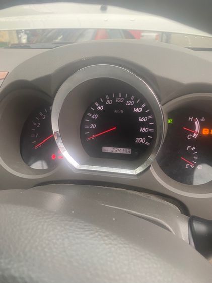 Toyota Fortuner 2011 3.0 V Utility-car ดีเซล ไม่ติดแก๊ส เกียร์อัตโนมัติ เทา