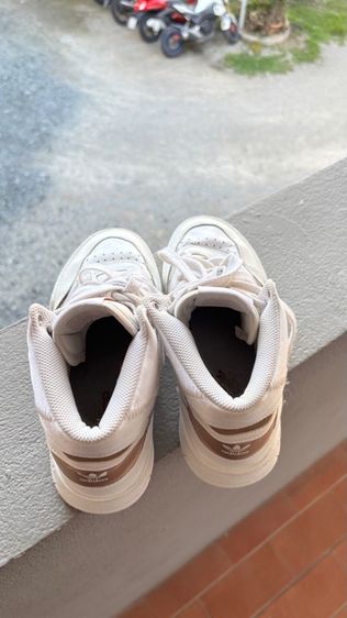 Drop Step Xi White (Women's)