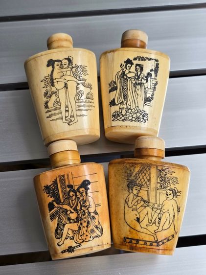 ขวดยานัตถุ์ (Snuff Bottle) 4อัน ศิลปะจีนโบราณ แกะลายกามสูตร 