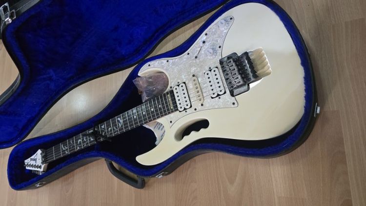ขาย ibanez jem555