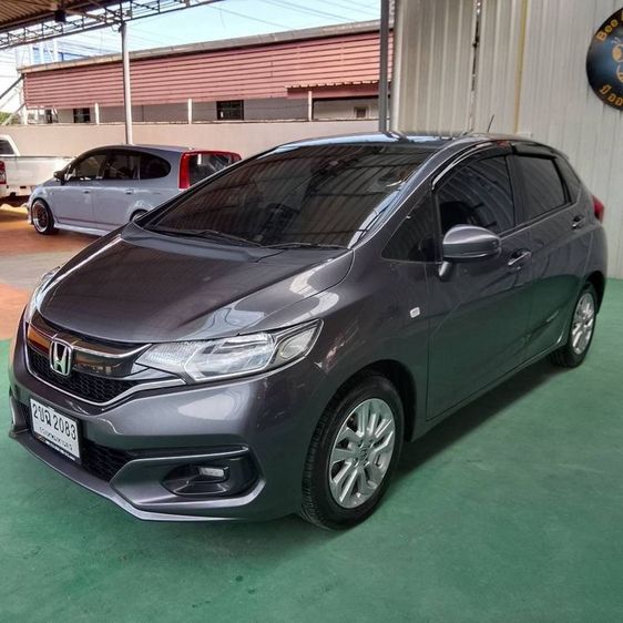 รถ Honda Jazz 1.5 V Plus i-VTEC สี เทา