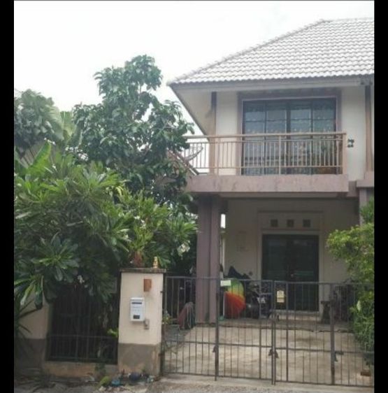 ทาวน์เฮ้าส์(หลังริม) หมู่บ้านบาหลี บีช ถนนหลวงแพ่ง(ลาดกระบัง-สุวรรณภูมิ) 