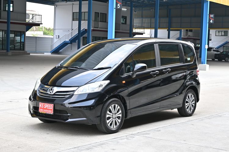 รถ Honda Freed 1.5 SE สี ดำ