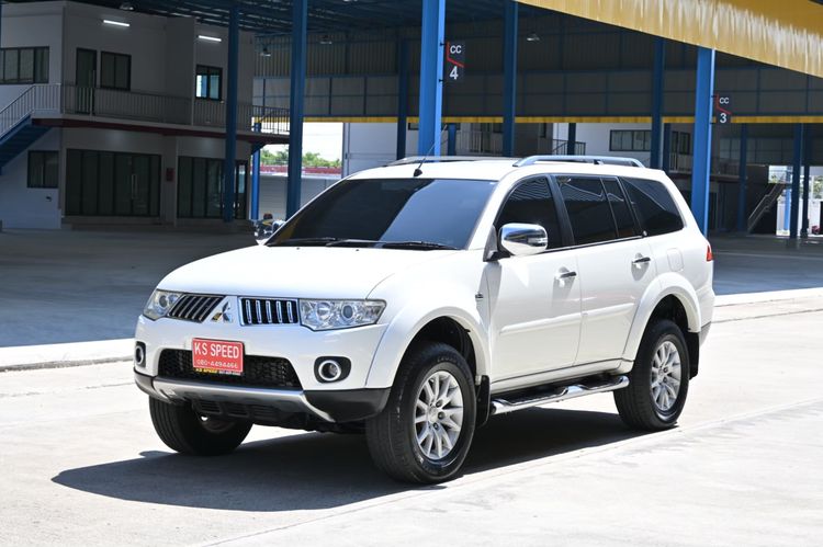 รถ Mitsubishi Pajero Sport 2.5 GT 4WD สี ขาว