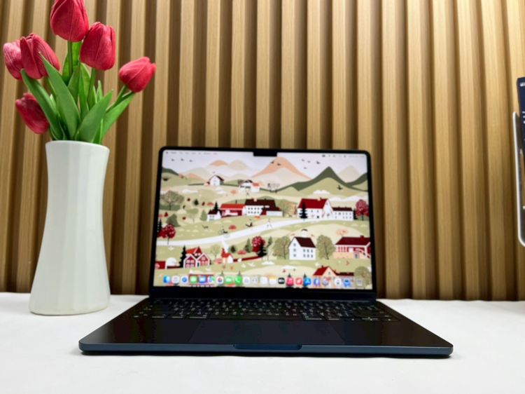 Apple Macbook Pro 13 Inch แมค โอเอส 8 กิกะไบต์ อื่นๆ ไม่ใช่ MacBook Air 13-inch M3 2024 Ram8GB SSD256GB Midnight 