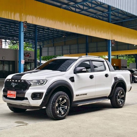 รถ Ford Ranger 2.0 Hi-Rider Wildtrak สี ขาว