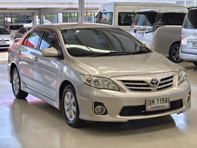 รถ Toyota Altis 1.8 E สี บรอนซ์ทอง