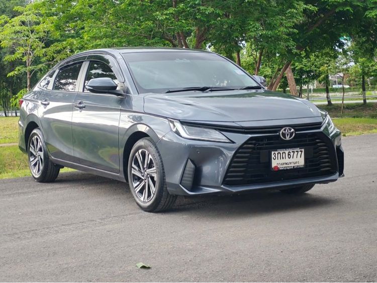 Toyota Yaris ATIV 2025 1.2 Smart Sedan เบนซิน ไม่ติดแก๊ส เกียร์อัตโนมัติ เทา รูปที่ 4