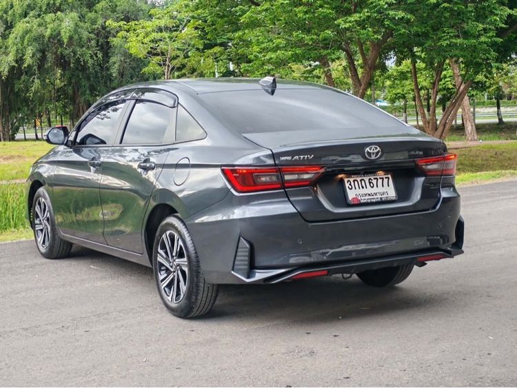 Toyota Yaris ATIV 2025 1.2 Smart Sedan เบนซิน ไม่ติดแก๊ส เกียร์อัตโนมัติ เทา รูปที่ 3