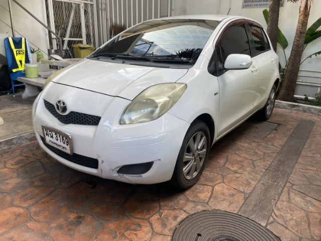 Toyota Yaris 2012 1.5 E Sedan เบนซิน ไม่ติดแก๊ส เกียร์อัตโนมัติ ขาว รูปที่ 3