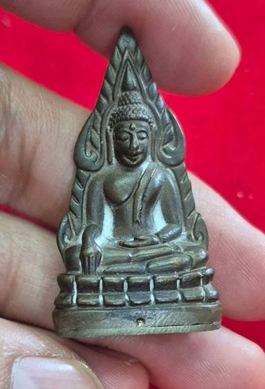 พระกริ่งชินราชก้นลายเซ็น 