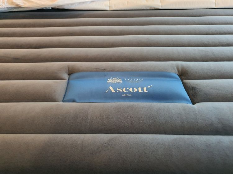 ที่นอนยางพาราแท้ Lotus 6 ฟุต รุ่น Ascott รูปที่ 5