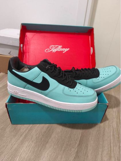 ฟ้า รองเท้าผ้าใบ UK 9.5 | EU 44 | US 10 รองเท้า Nike