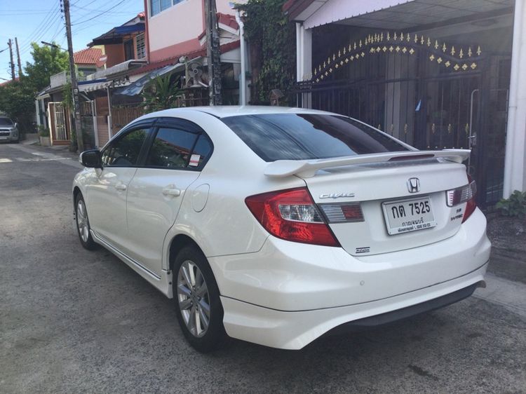 Honda Civic 2012 1.8 E i-VTEC Sedan เบนซิน ไม่ติดแก๊ส เกียร์อัตโนมัติ ขาว รูปที่ 3