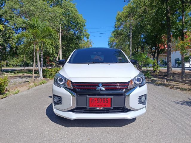 รถ Mitsubishi Attrage 1.2 Limited Edition สี ขาว